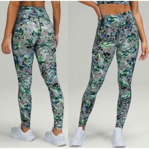 Lululemon Tight Swift Speed High Rise 4 Activewear running workout women floral